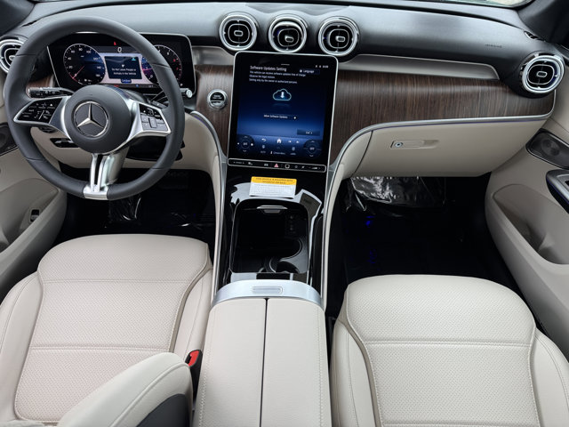 2026 Mercedes Benz GLC 300 photo 3