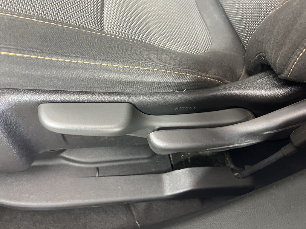 2019 Chevrolet Traverse LS photo 3