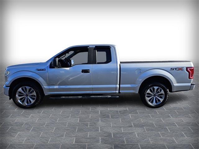 2017 Ford F-150 XL photo 4