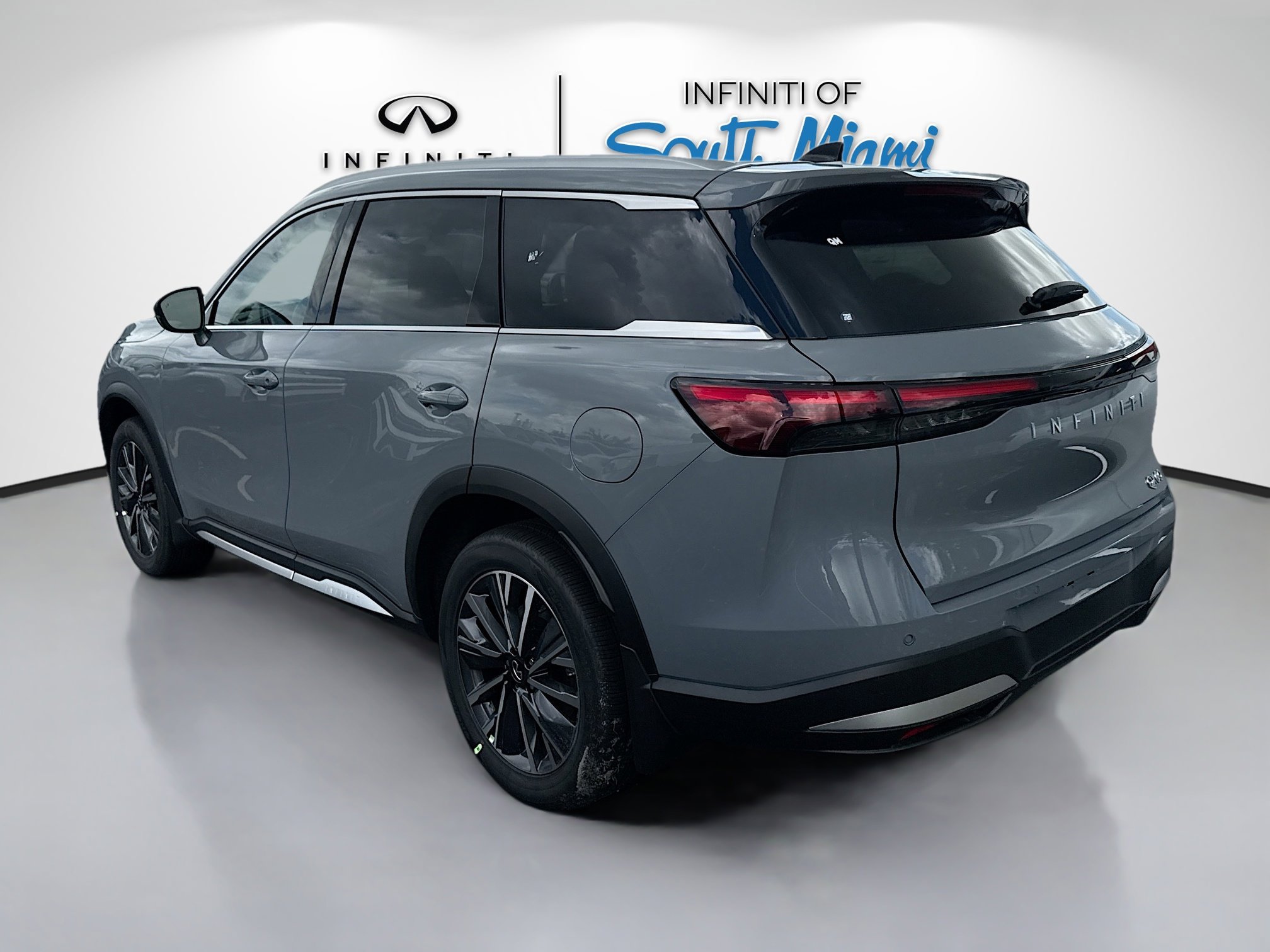 2026 Infiniti QX60 Luxe photo 4