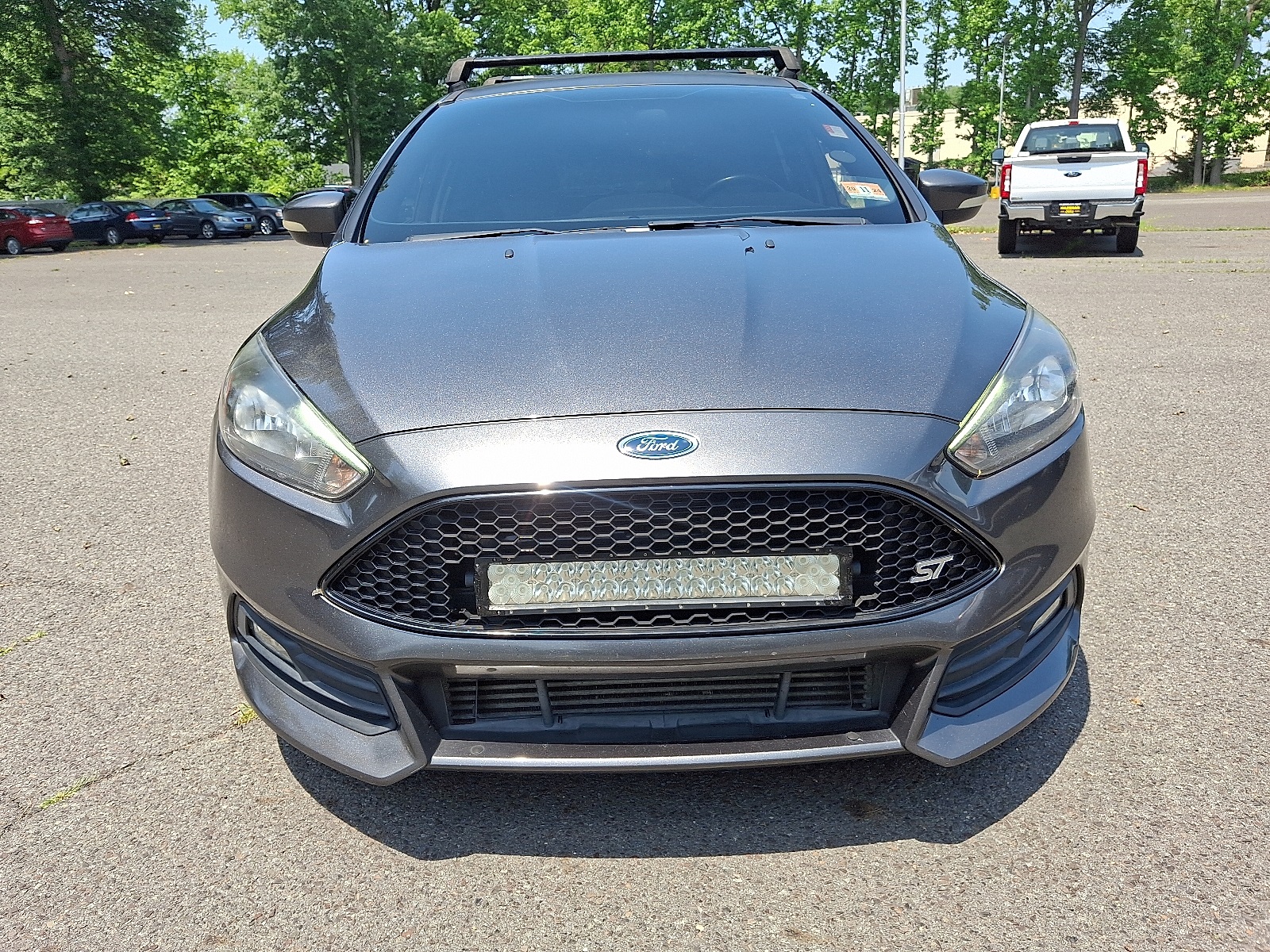 2017 Ford Focus ST photo 2