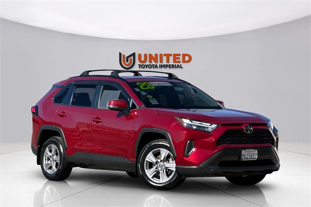 2023 Toyota RAV4 XLE's photo