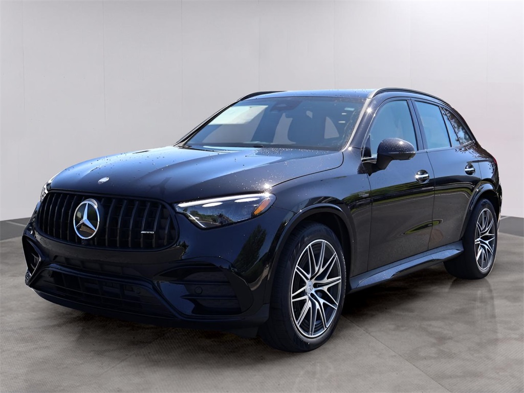 2025 Mercedes Benz GLC 43 AMG 4MATIC photo 3