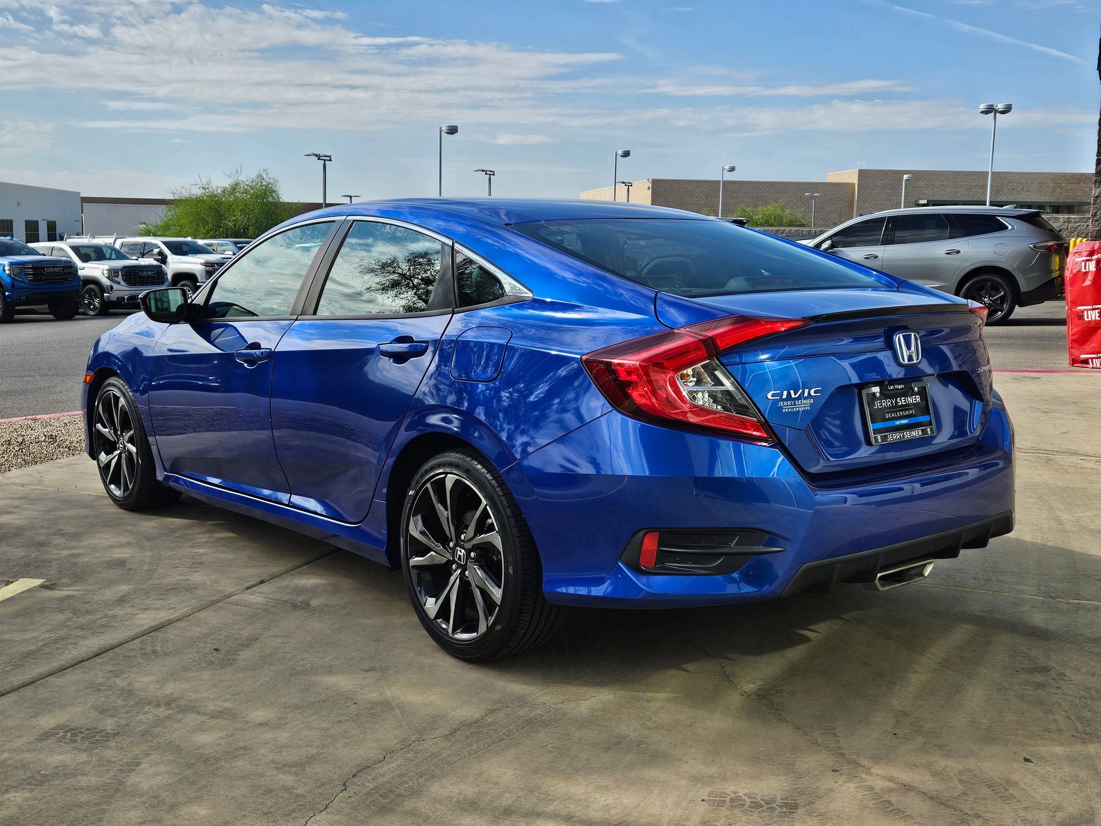 2020 Honda Civic Sport photo 3