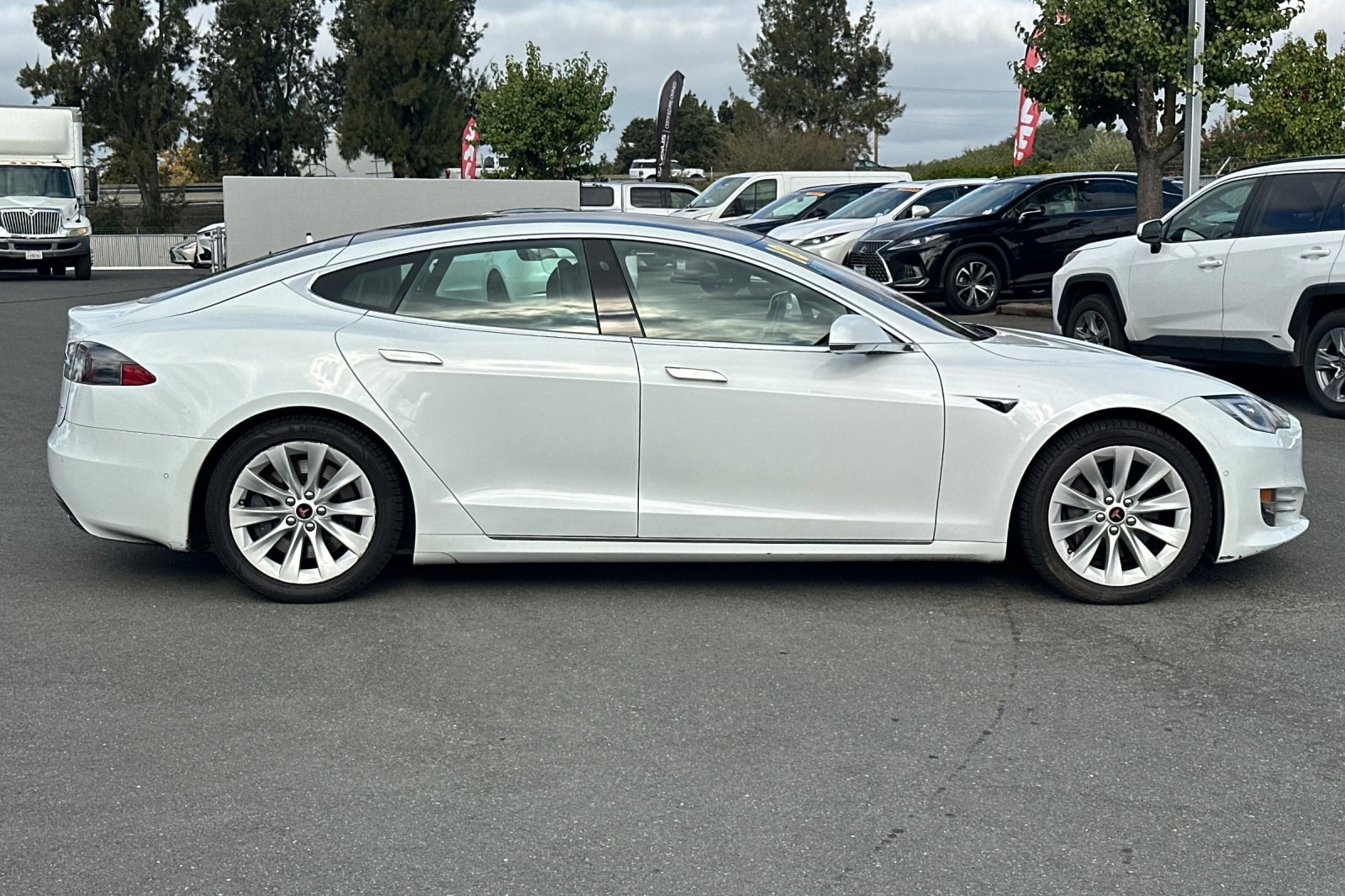 2018 Tesla Model S 75D photo 3