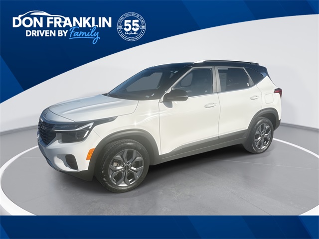 2024 Kia Seltos S's photo