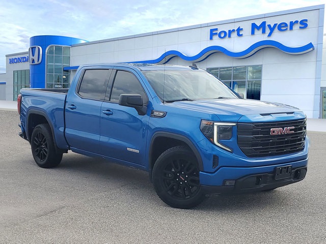 2022 GMC Sierra 1500 Elevation's photo