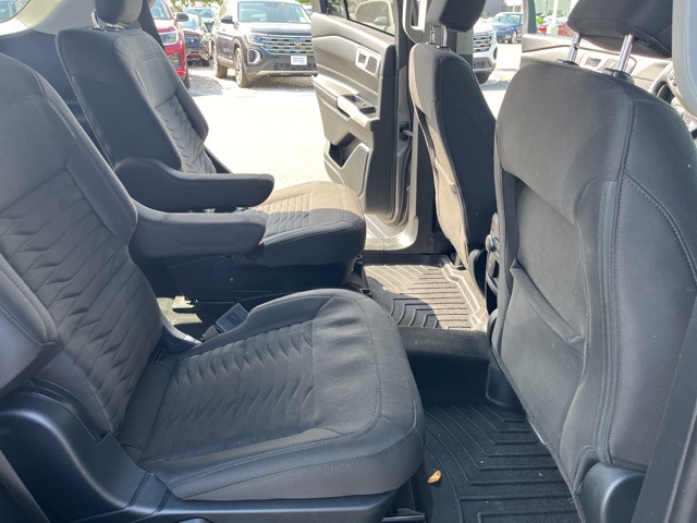 2021 Ford Explorer XLT photo 20