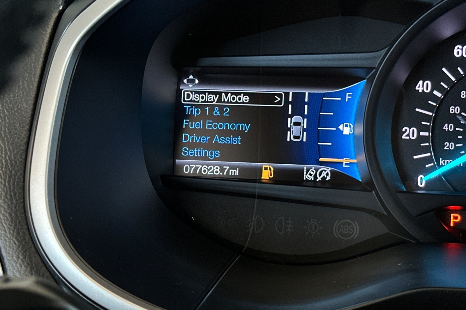 2020 Ford Edge SEL photo 24