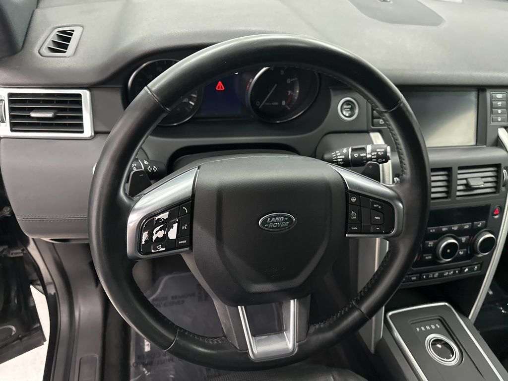 2016 Land Rover Discovery Sport HSE photo 9