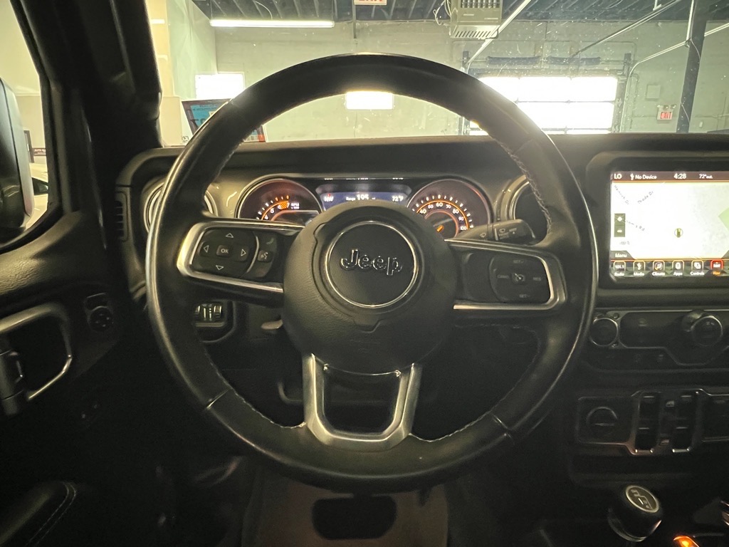 2018 Jeep Wrangler Unlimited Sahara photo 6