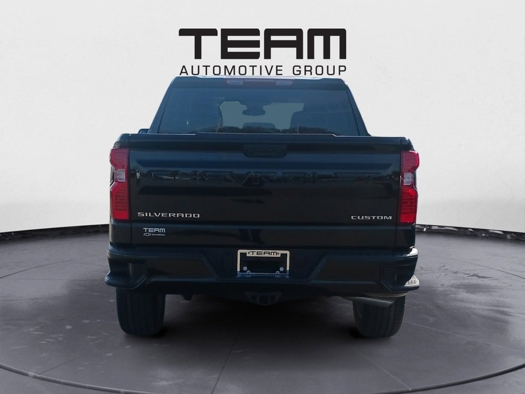 2025 Chevrolet Silverado 1500 Custom photo 6