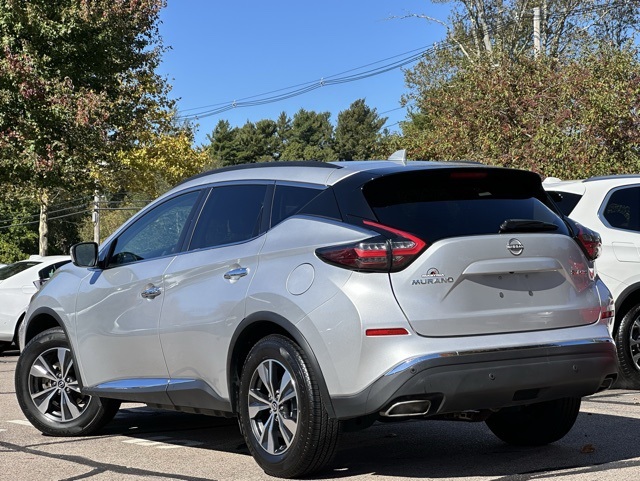 2023 Nissan Murano SV photo 2