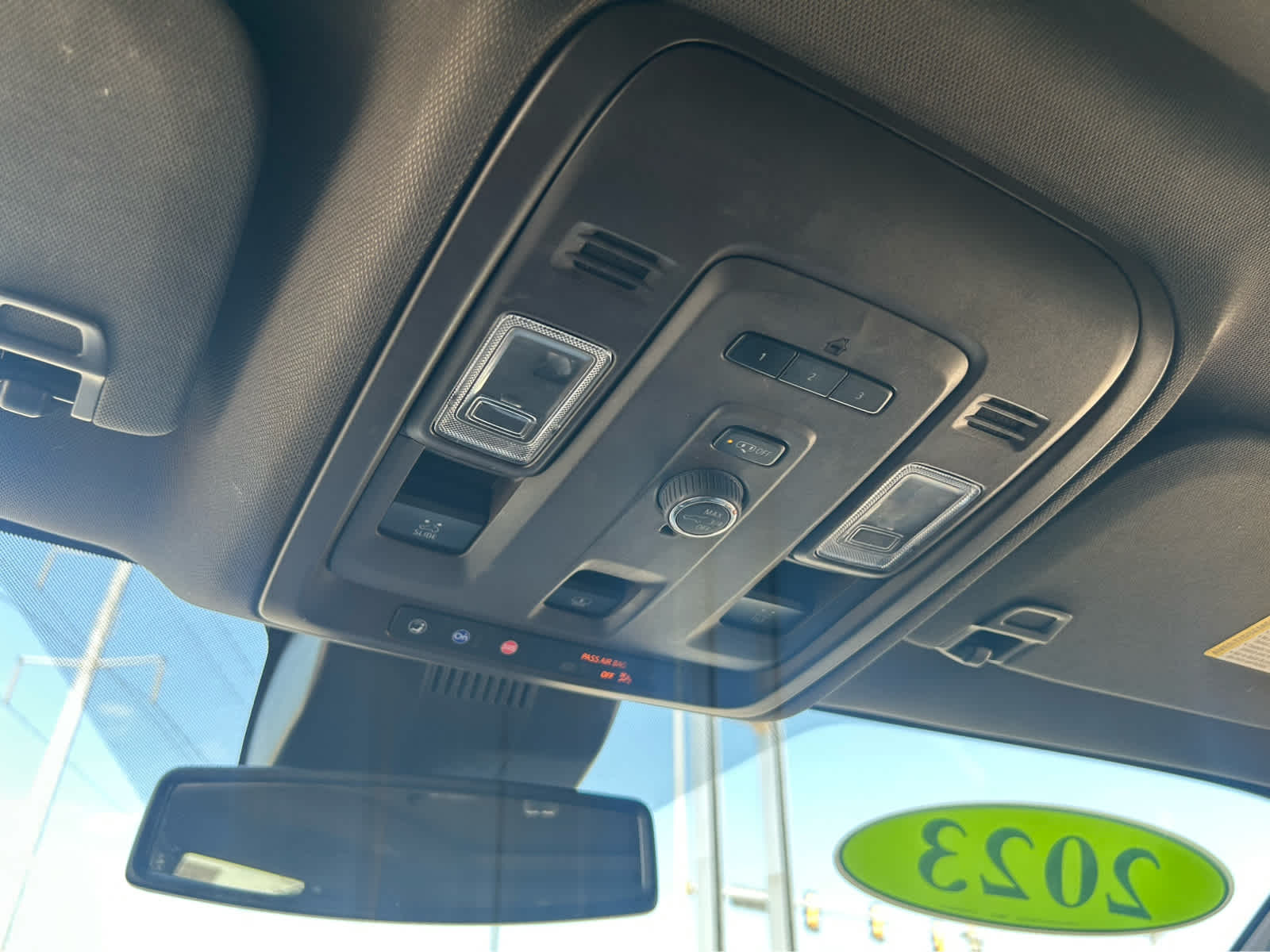 2023 Gmc Yukon SLT photo 19