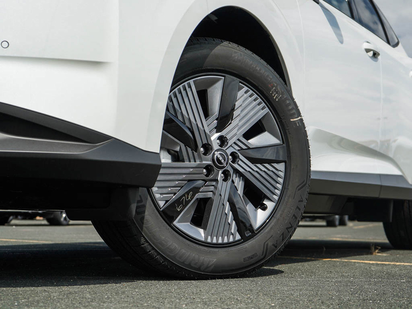 2025 Nissan Murano SL photo 3