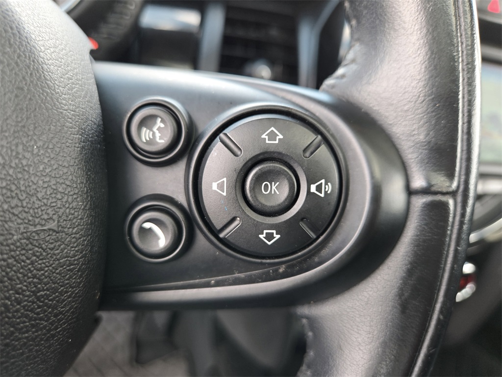 2017 Mini Cooper Hardtop S photo 16