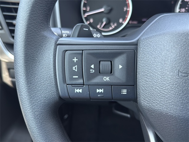 2026 Nissan Rogue S photo 19