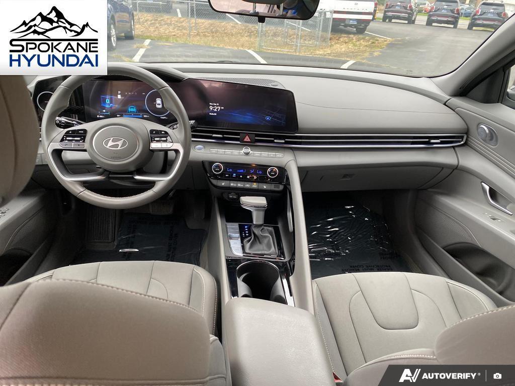 2024 Hyundai Elantra SEL Convenience photo 14