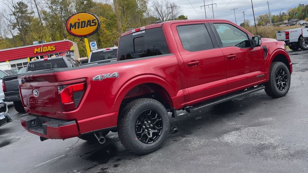 2025 Ford F-150 XLT photo 3