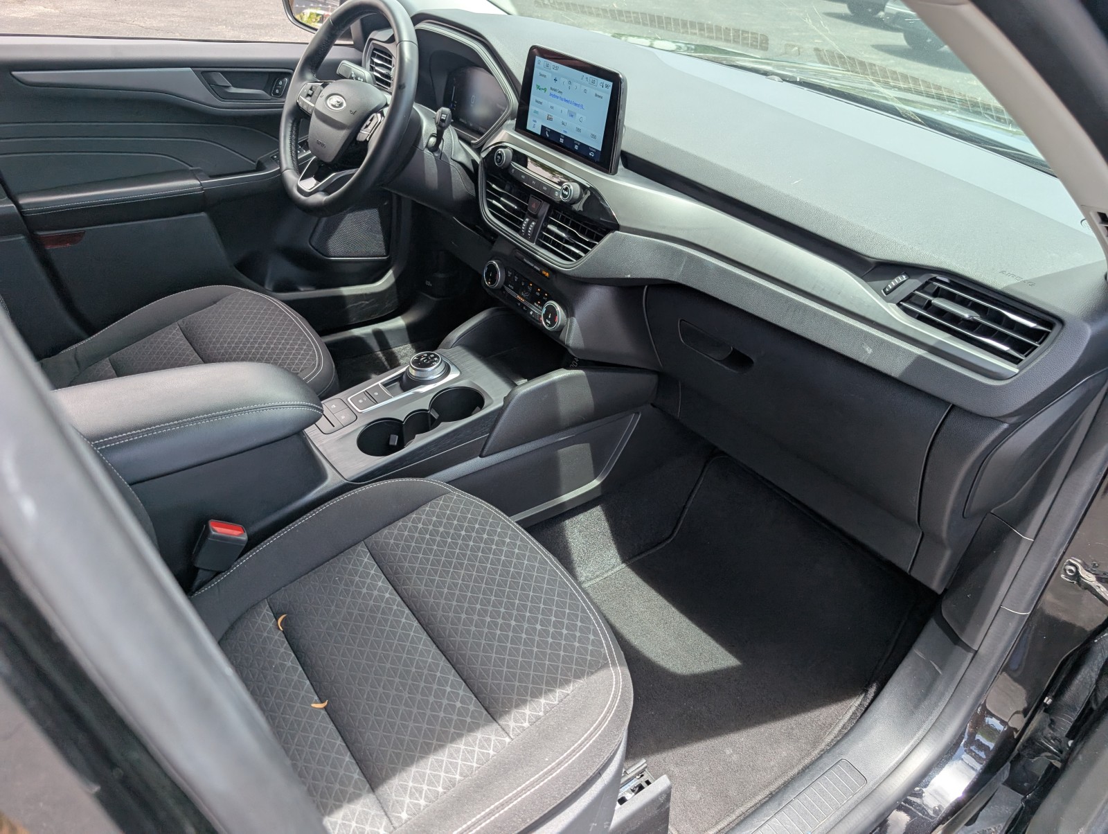 Used 2024 BLACK Ford Active image 27