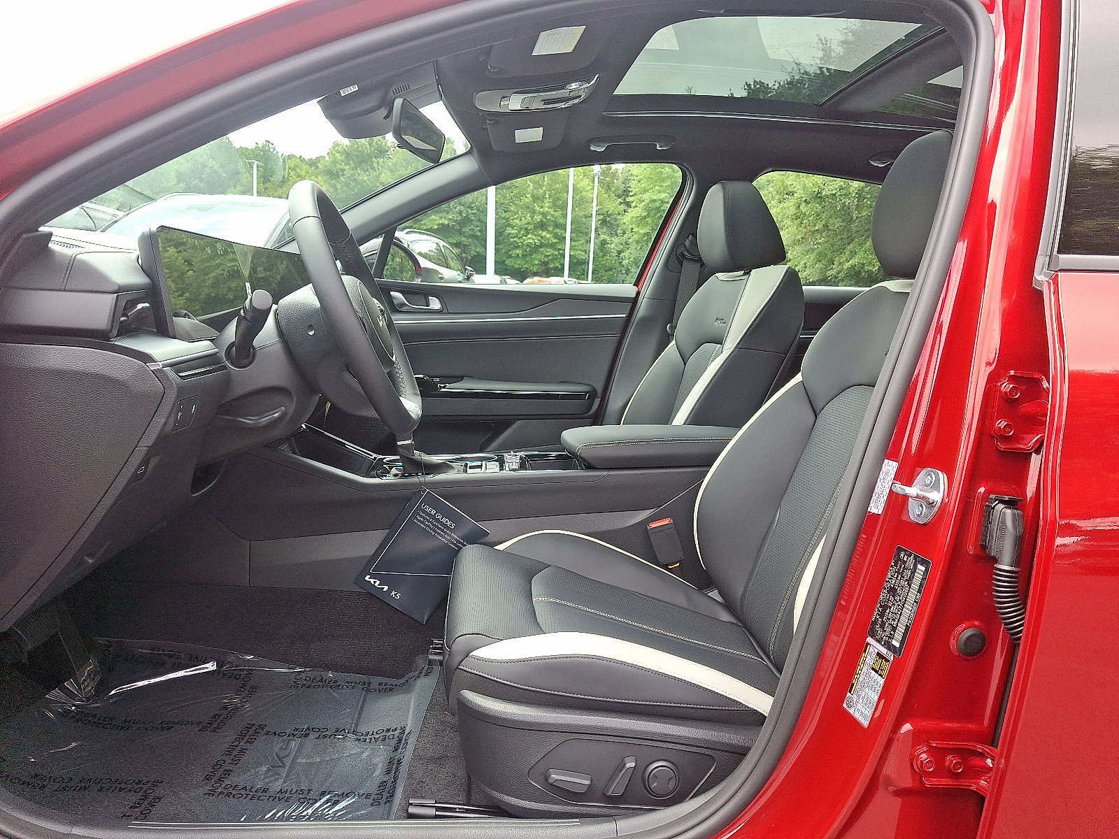 2026 Kia K5 GT-Line photo 6