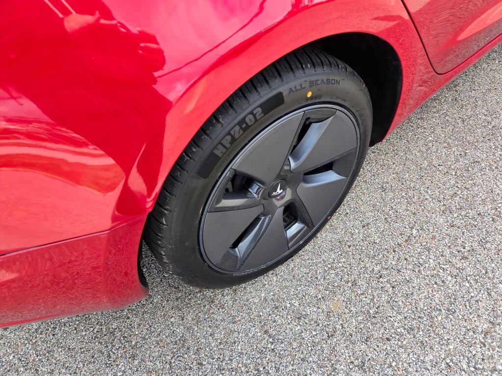 2023 Tesla Model 3 photo 11