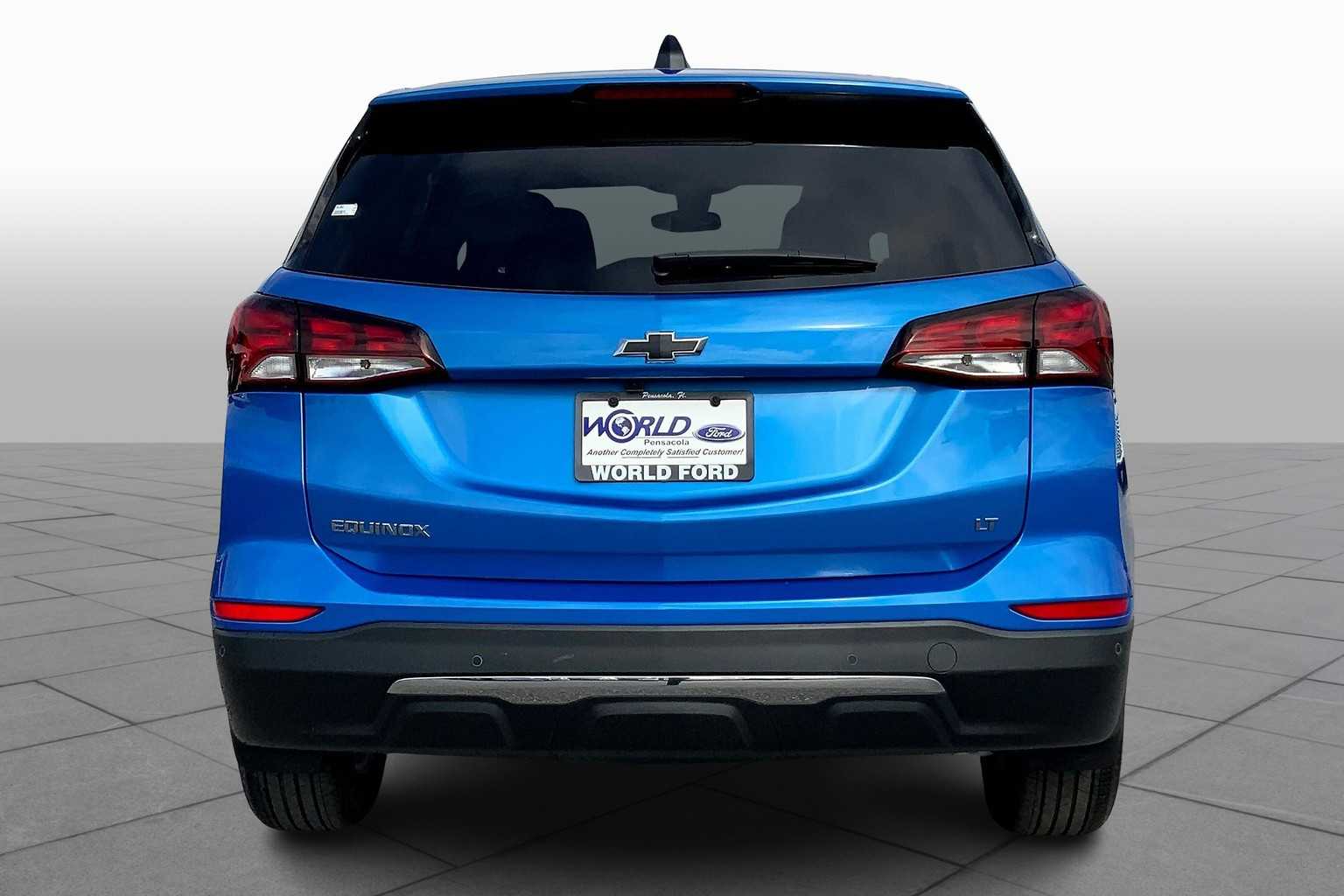 2024 Chevrolet Equinox LT photo 4