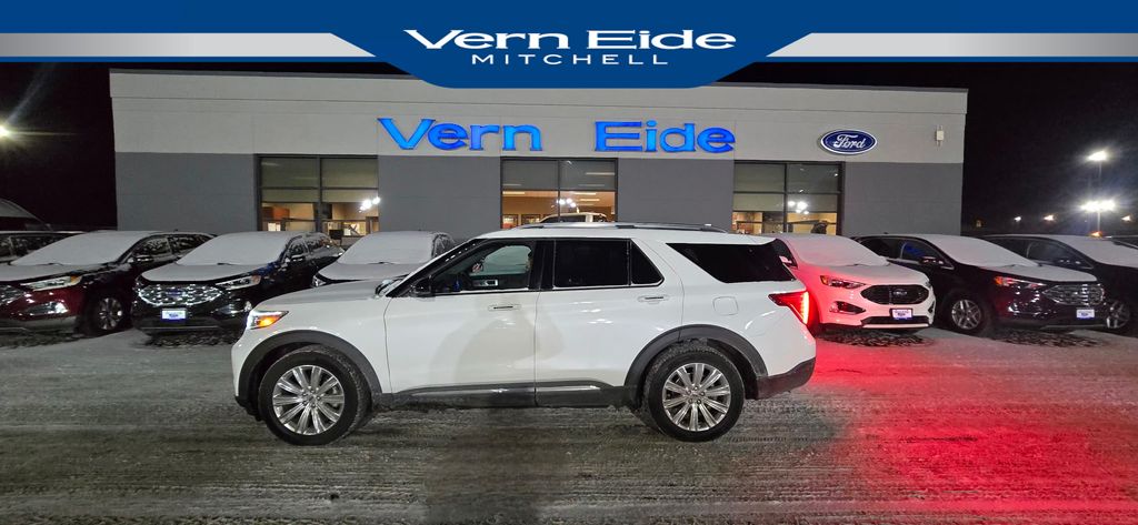 2020 Ford Explorer Limited's photo