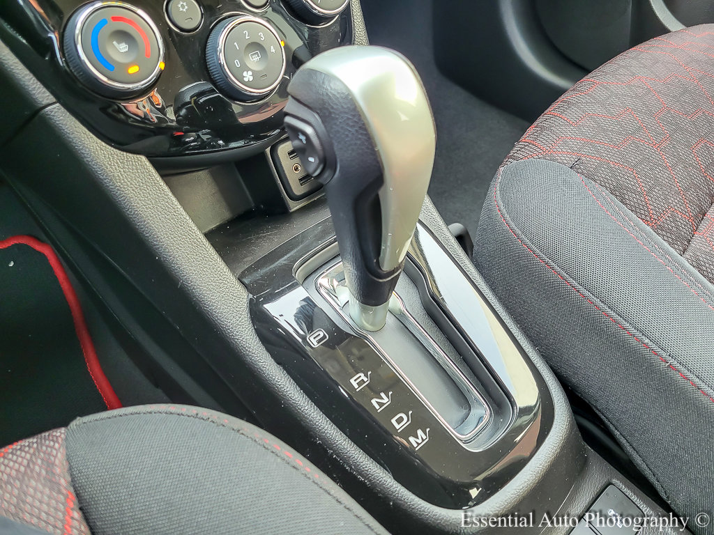 2018 CHEVROLET SONIC - Image 15