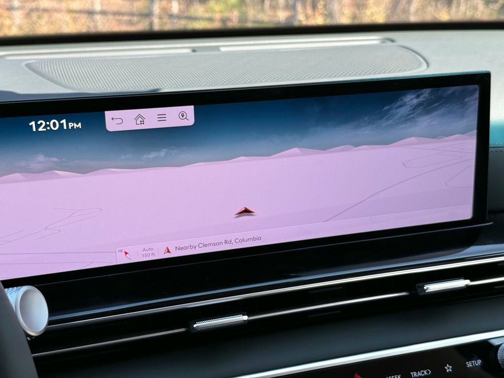 2025 Genesis GV80 2.5T AWD photo 2