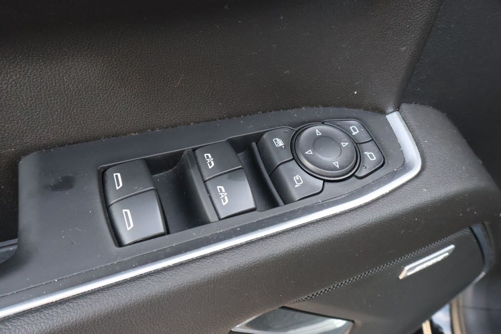 2022 Chevrolet Silverado 1500 LTZ photo 16