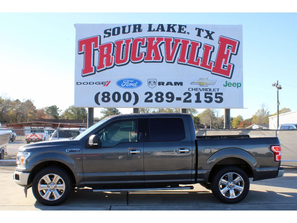 2020 Ford F-150 XLT's photo