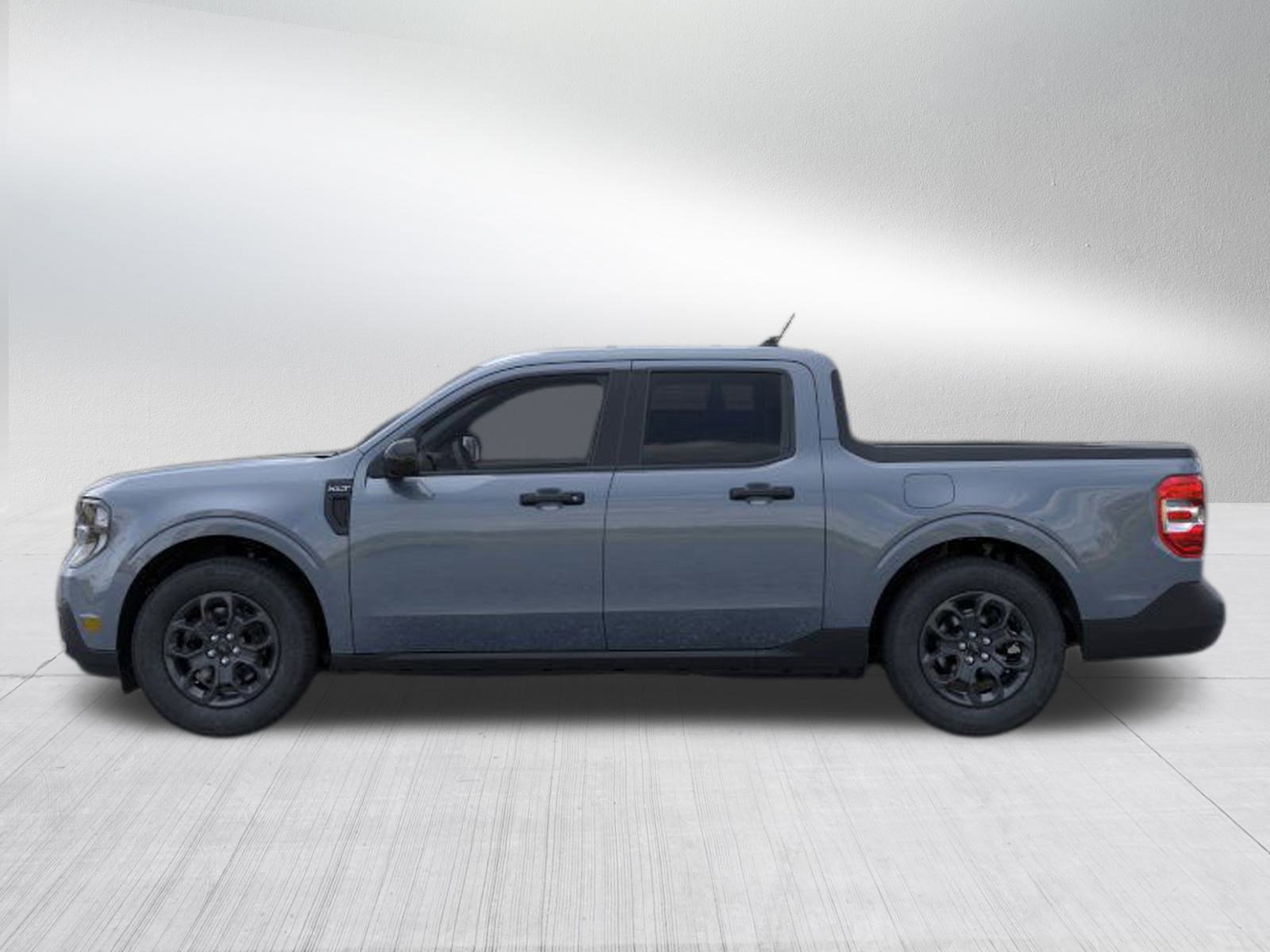 2025 Ford Maverick XLT photo 3