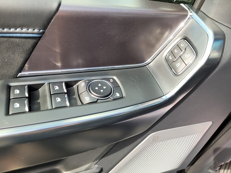 2025 Ford F-150 Platinum photo 26
