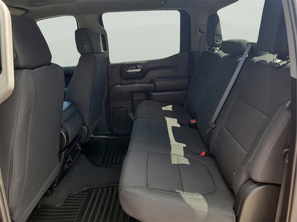 2021 Chevrolet Silverado 1500 Custom photo 12