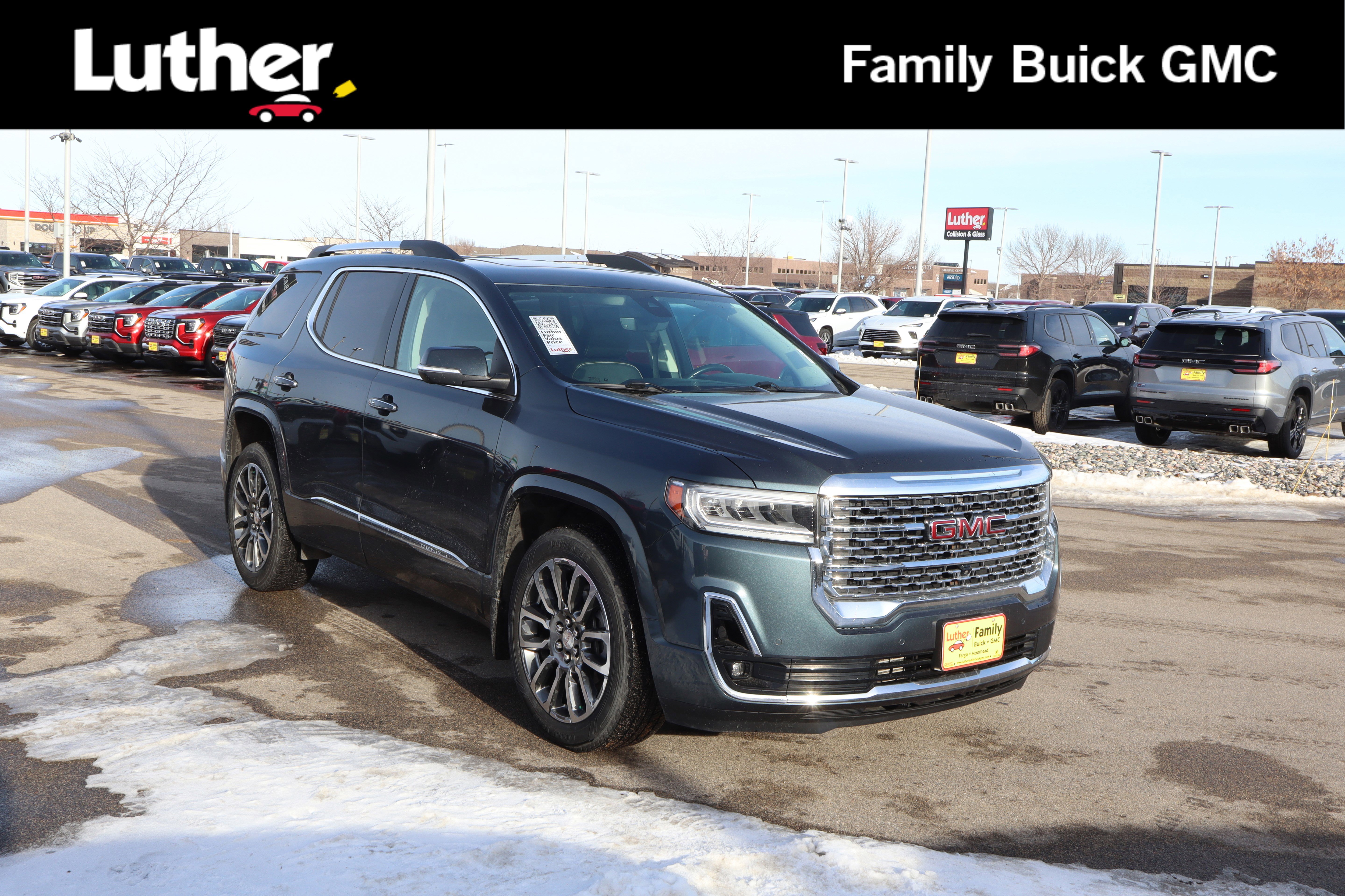 2020 GMC Acadia Denali's photo