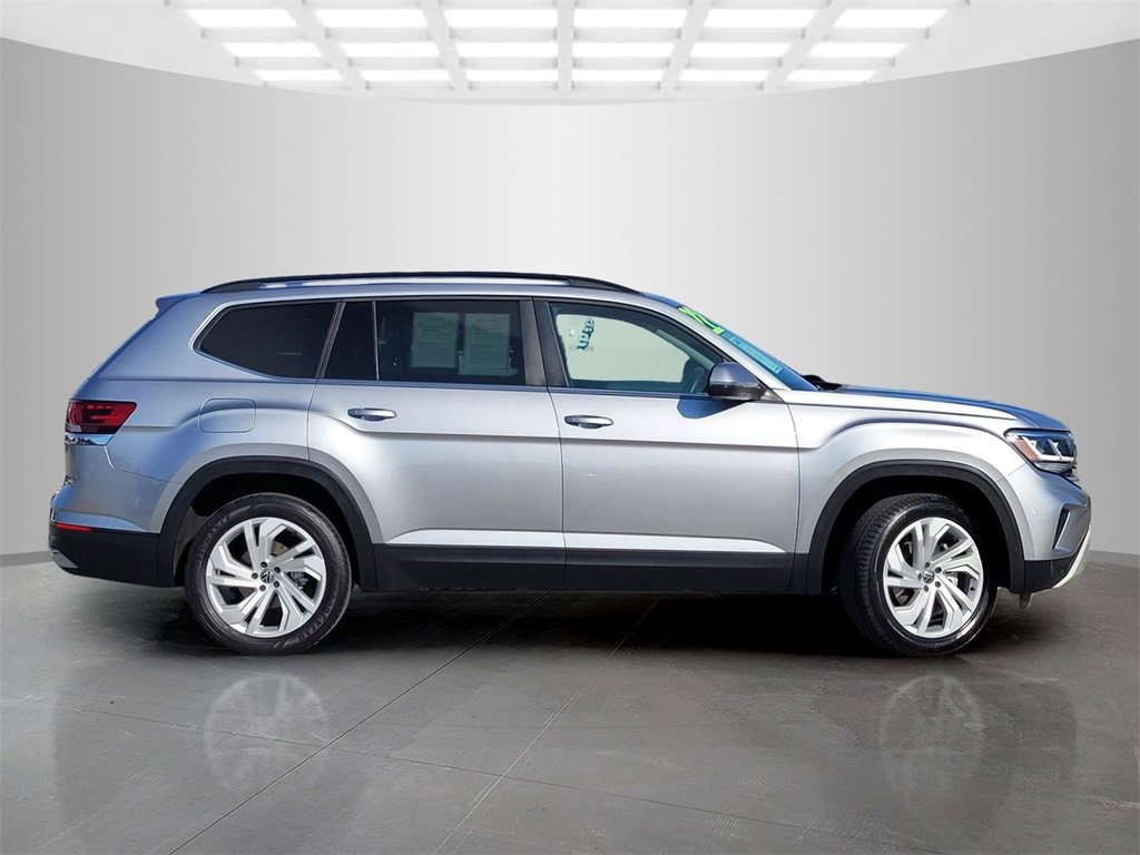 2022 Volkswagen Atlas V6 SE Technology photo 2