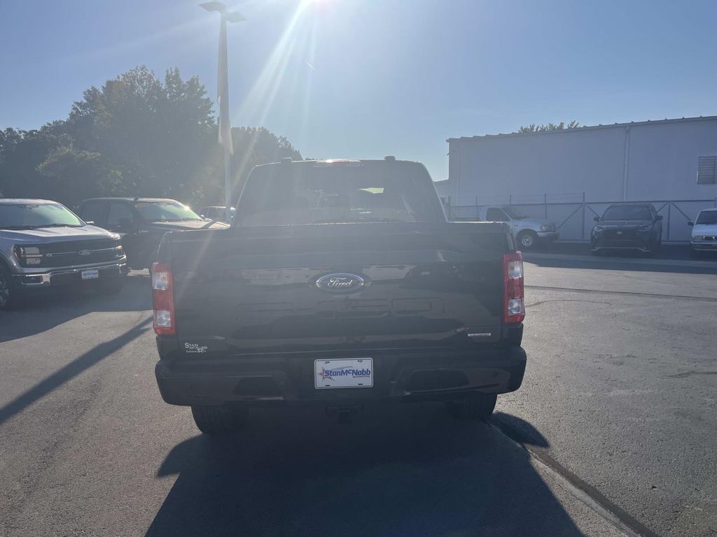 2023 Ford F-150 XL photo 3