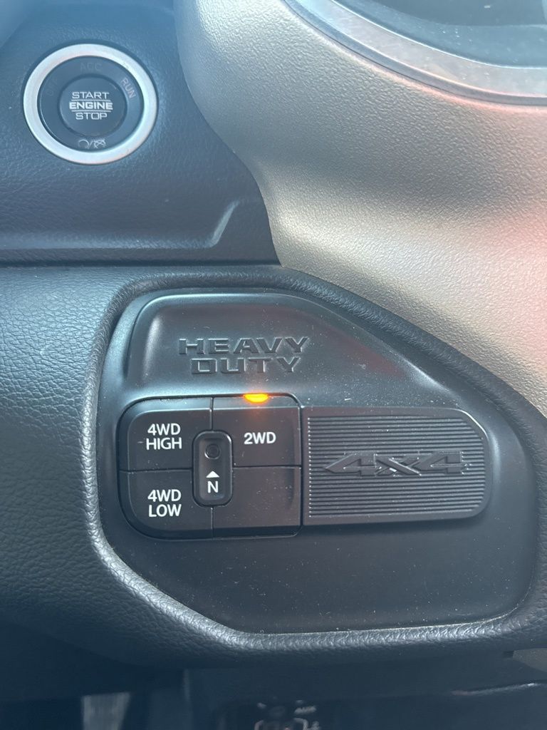 2020 Ram 2500 Laramie photo 25