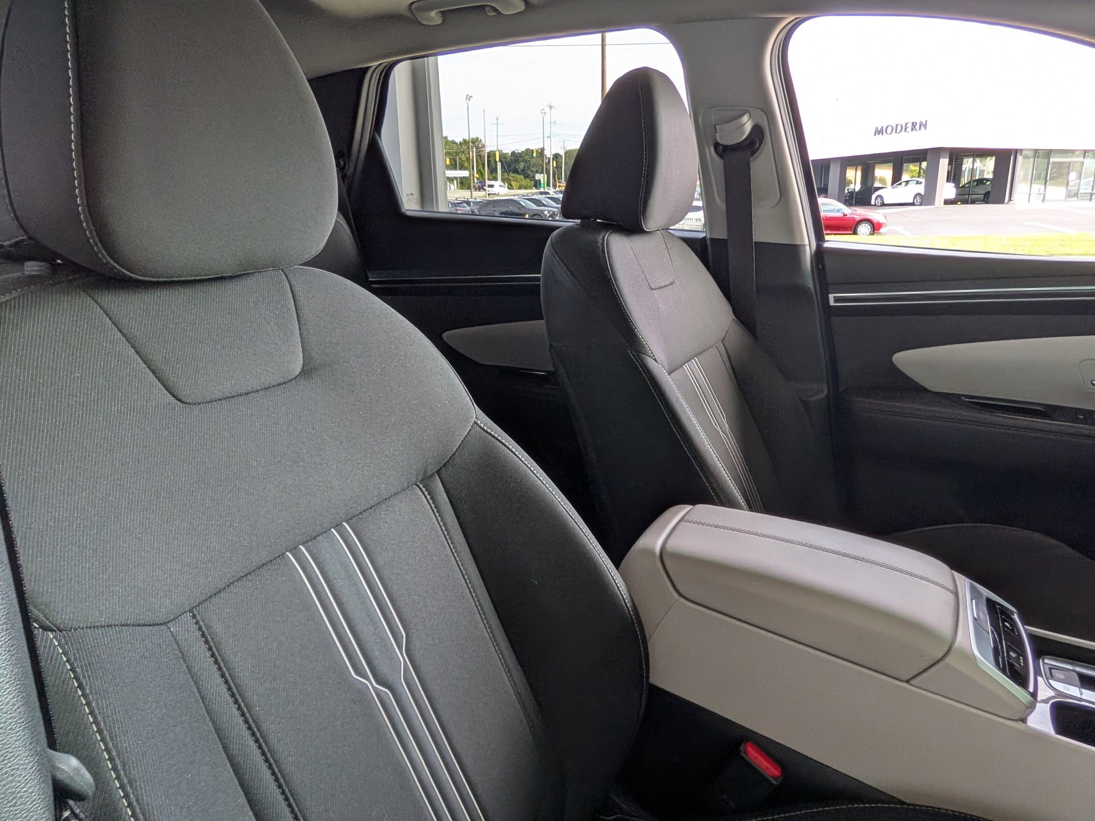 2022 Hyundai Tucson SEL Convenience photo 28