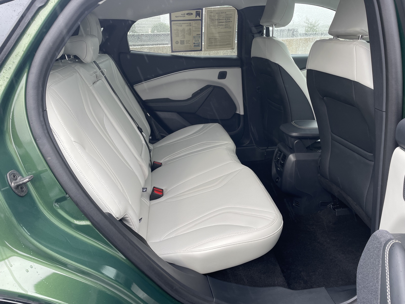 2024 Ford Mustang Mach-E Premium photo 30