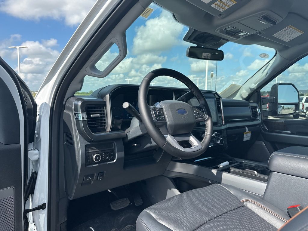 2026 Ford F-250 photo 13