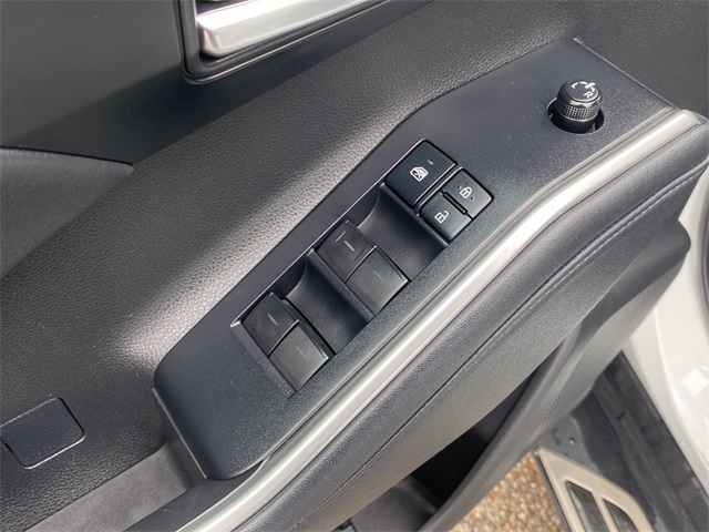 2022 Toyota Highlander XLE photo 21
