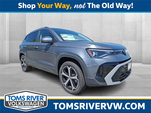 2025 Volkswagen Taos SEL's photo