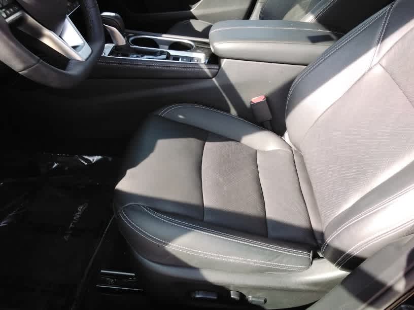 2024 Nissan Altima 2.5 SL photo 3