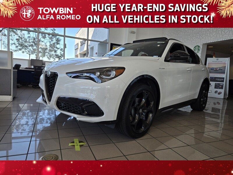 2025 Alfa Romeo Stelvio Base's photo