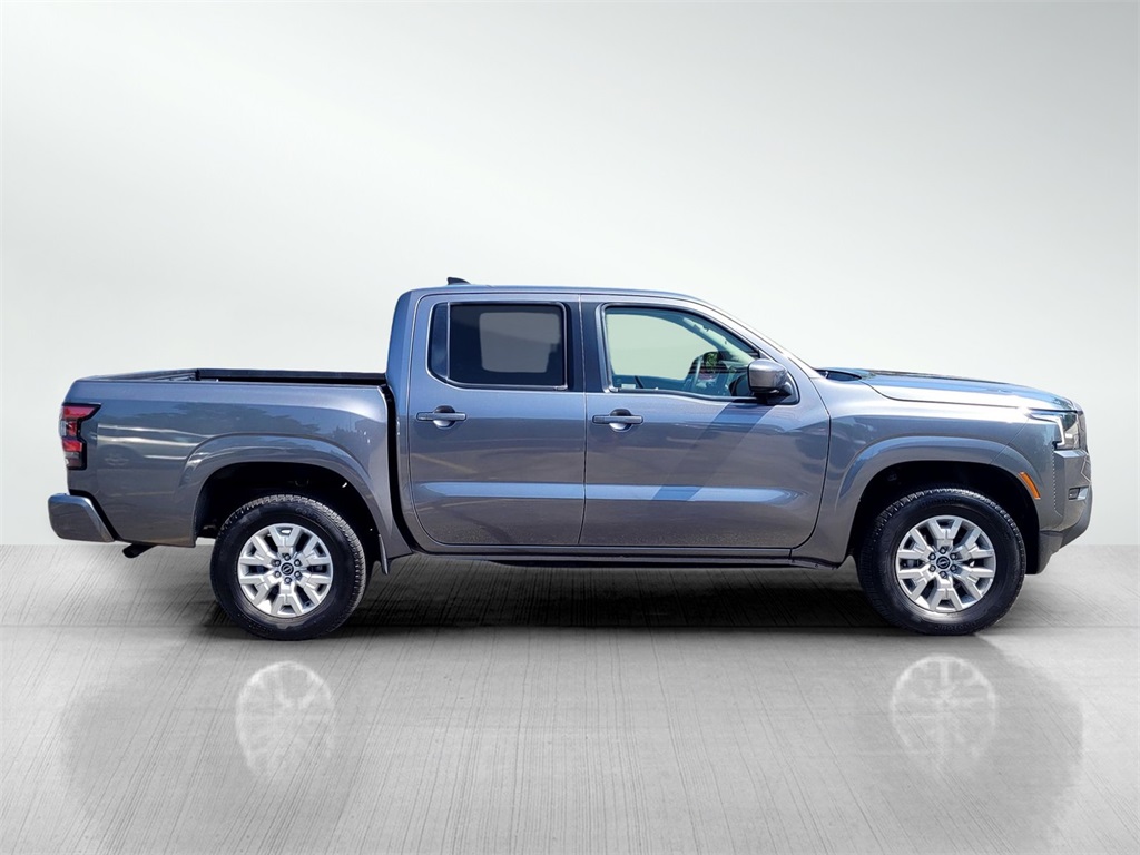 2023 Nissan Frontier SV photo 4