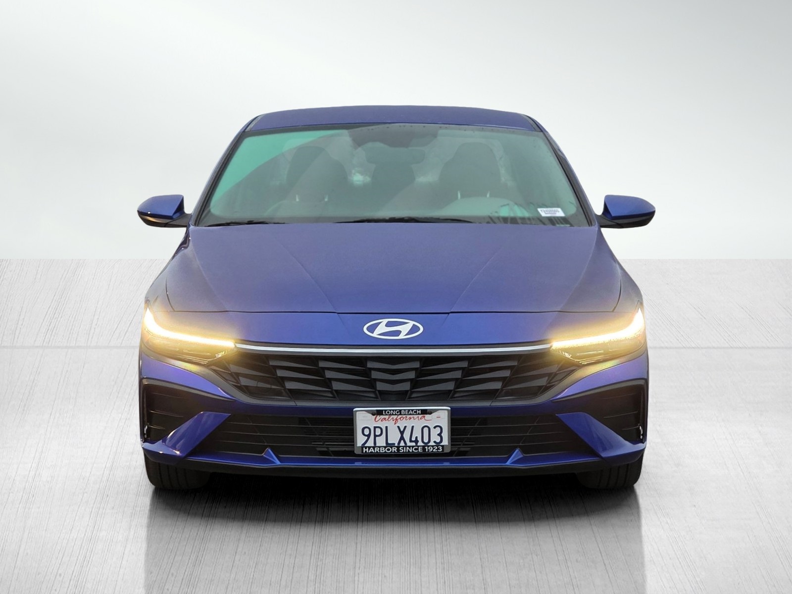 2024 Hyundai Elantra SEL photo 2