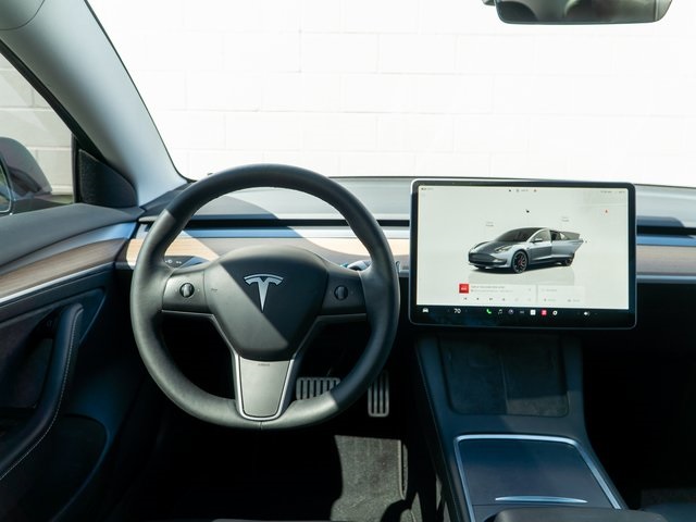 2023 Tesla Model 3 Performance photo 24