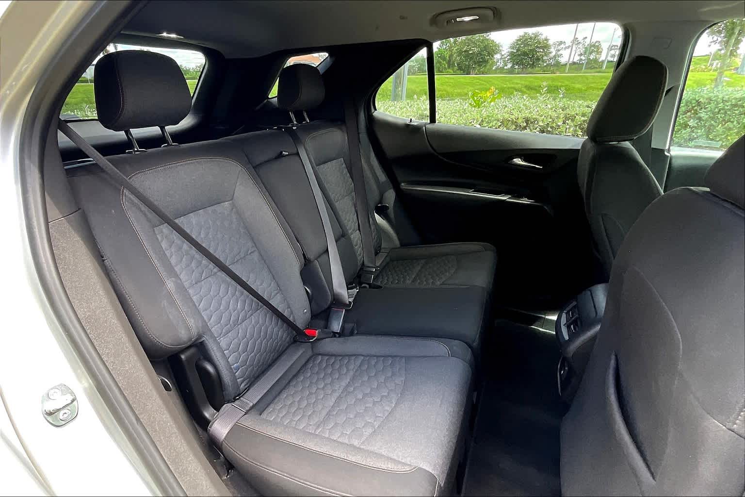 2021 Chevrolet Equinox LT photo 24
